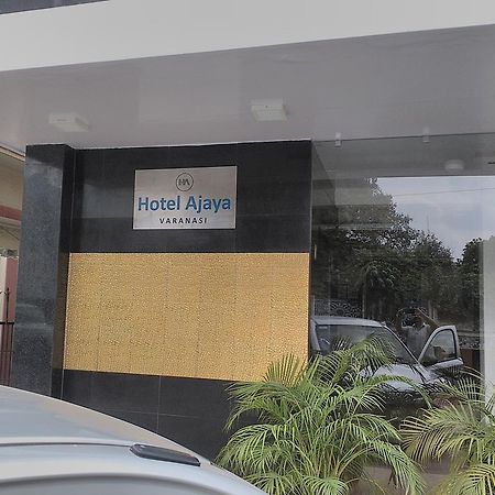 Hotel Ajaya Varanasi Esterno foto