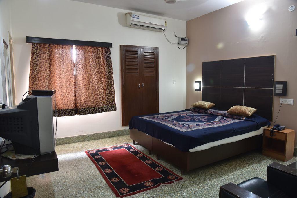 Hotel Ajaya Varanasi Camera foto